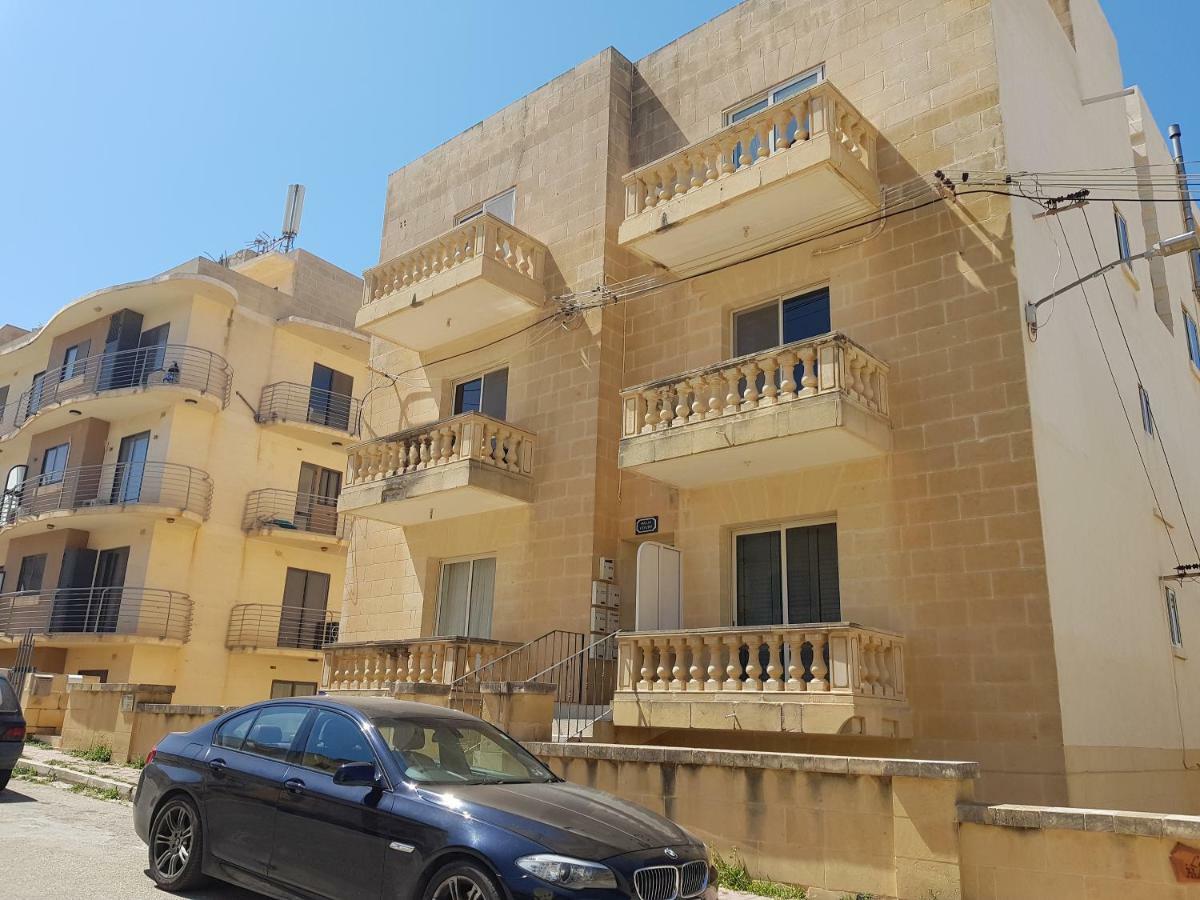 Palm Court Apartment Xlendi Kültér fotó